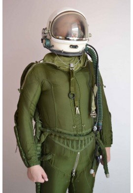 TRAJE ORIGINAL PERTENECIENTE AL ANTIGUO EJÉRCITO DE LA UNIÓN SOVIÉTICA`` MIG PILOT VKK-6M HIGH-ALTITUDE``