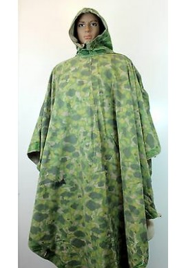 PONCHO ORIGINAL UTILIZADO POR EL EJÉRCITO DE TURQUÍA USADO EN 1970 DURANTE LA GUERRA DE CHIPRE