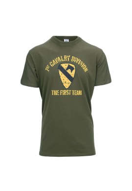 CAMISETA MODELO`` 1º DIVISIÓN DE CABALLERÍA DEL EJÉRCITO DE  USA`` 100% ALGODÓN EN COLOR VERDE OLIVA