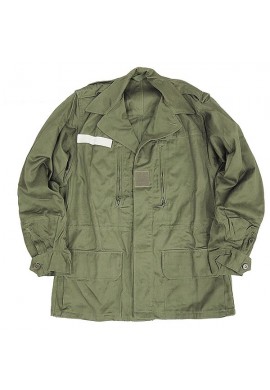 CHAQUETA UTILIZADA POR EL EJÉRCITO DE FRANCIA MODELO M-64 COLOR VERDE OLIVA ALGODÓN